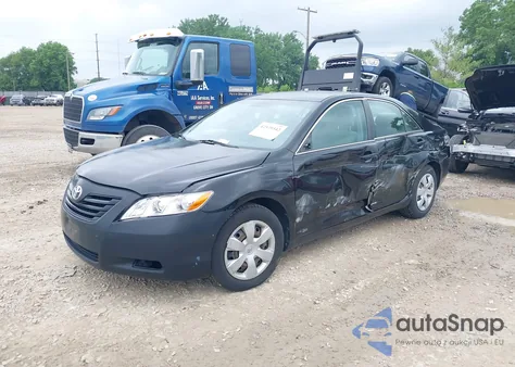 2009 Toyota Camry Le z USA, uszkodzony, nr VIN 4T1BE46K09U415704